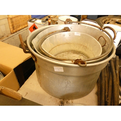 2183 - 3 Large jam pans