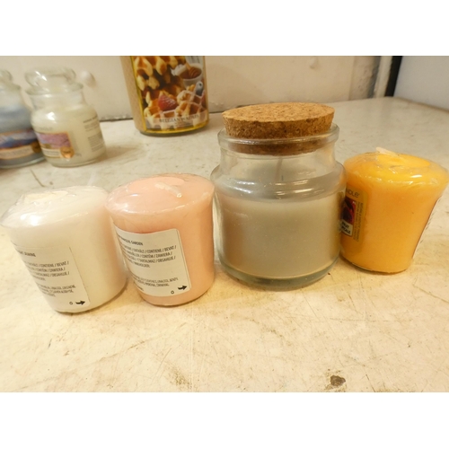 2222A - Qty. Yankee Candles etc. - unused