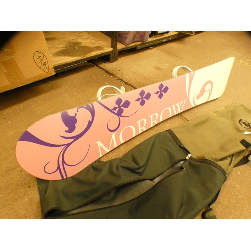 2296 - Morrow snowboard in carry bag