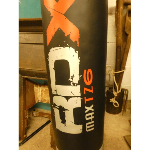 2360 - RDX Max TZ6 punch bag with bracket included