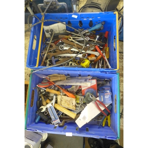 2123 - 2 Trays of assorted hand tools, mostly spanners and screwdrivers