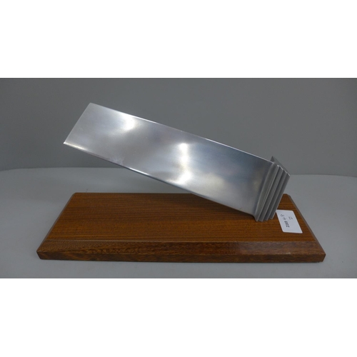 630 - A mounted aircraft turbine blade