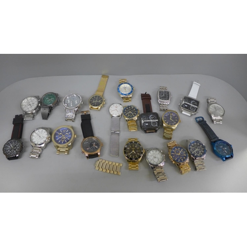 639 - A collection of fashion wristwatches