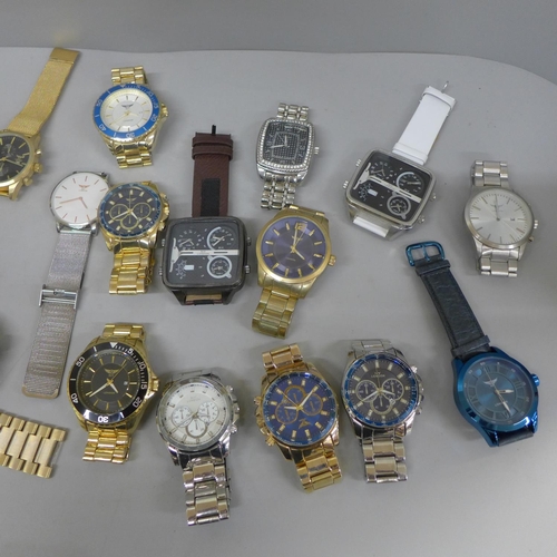 639 - A collection of fashion wristwatches