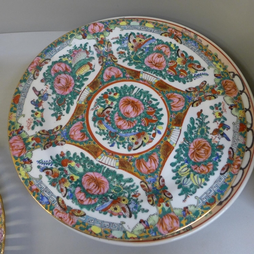 671 - A collection of Chinese famille rose plates and other Chinese plates and dishes (7)