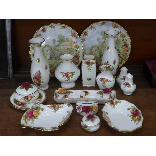 697 - A collection of Royal Albert Old Country Roses china including vases, plates, trinket boxes, etc.