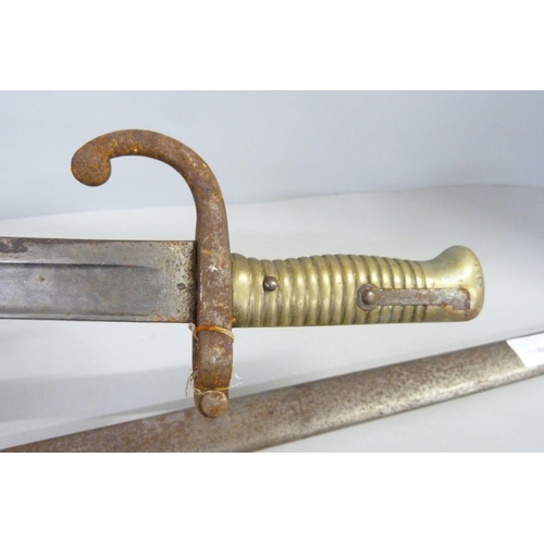 818 - A French bayonet with scabbard