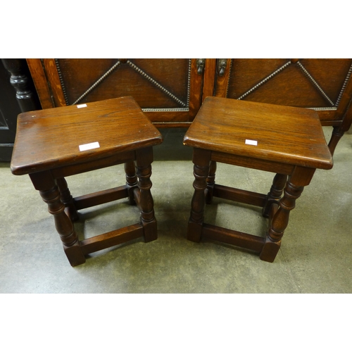 114 - A pair of oak stools