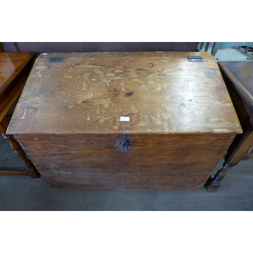 253 - A Victorian pine dough bin