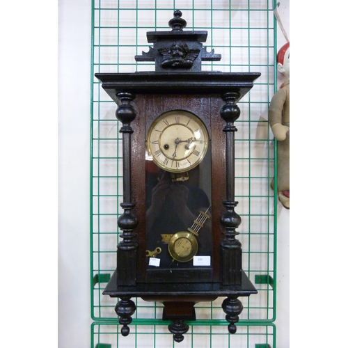 395 - An early 20th Century wall clock