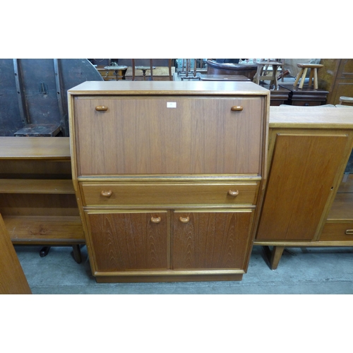 68 - A Turnidge of London teak bureau