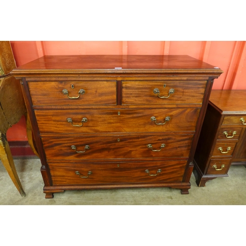 86 - A Regency mahogany chest of drawers