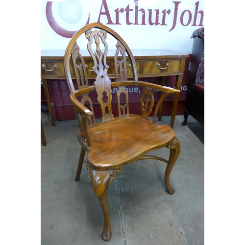 90 - A Strawberry Hill style hardwood Windsor chair