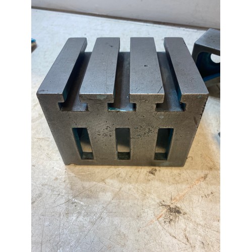 2003 - Engineer's box square, 90° angle plate and V block