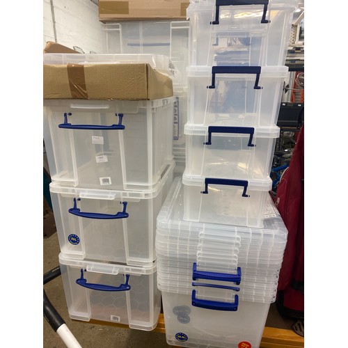 2357 - Nine 35ltr capacity, six 33.5ltr capacity, four 10ltr capacity  bankers box storage boxes with lids