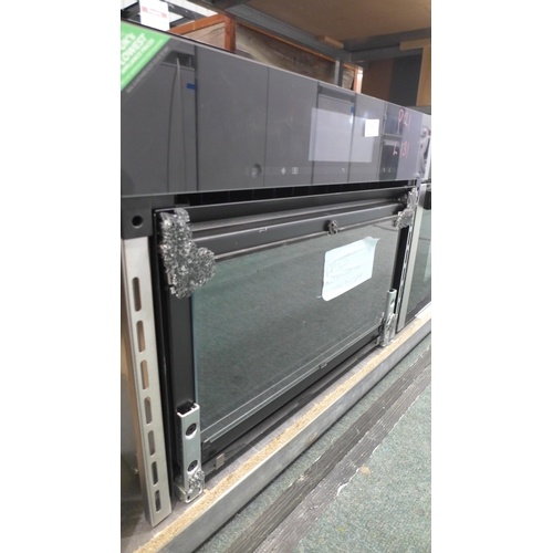 3158 - Single Oven - DAMAGED DOOR (384-131)   * This lot is subject to vat