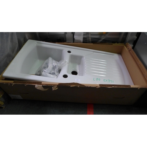 3224 - Ceramic 1.5 Sink with Drainer  (389-190)     * This lot is subject to vat