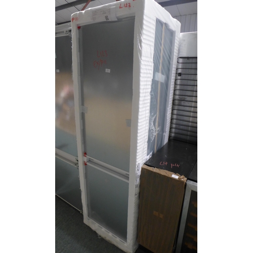 3234 - AEG Fridge/Freezer (384-123) - model:- SCE818E8TS   * This lot is subject to vat