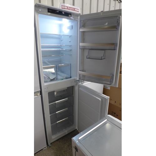 3246 - AEG 50/50 Fridge Freezer (Frost Free) (H1772xW540xD549) - model:- SCE818F6NS, RRP £699.17 inc. VAT (... 