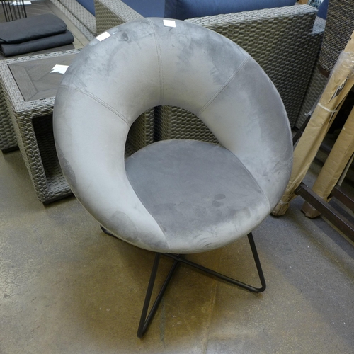 1470 - An Aquilla grey upholstered round back chair