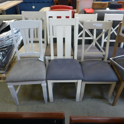 1536 - A miscellaneous lot of sixteen dining chairs, including wooden with upholstered seat, natural, white... 