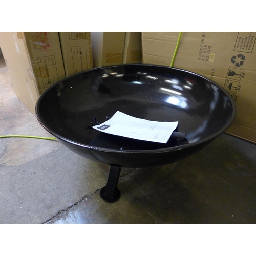 1417 - A black metal fire pit