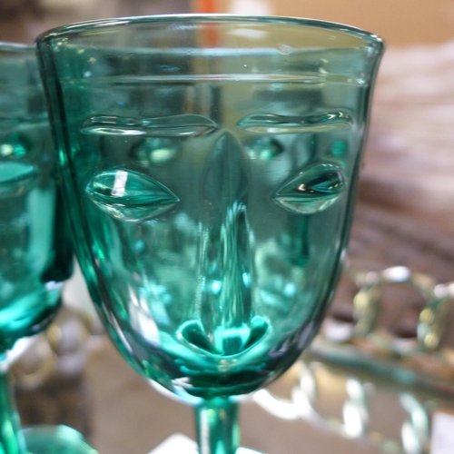 1435 - A pair of teal deco face wine glasses (GW11602)   #