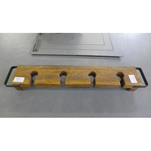 1439 - A wooden wine tasting paddle, L 56cms (ENG13821)   #