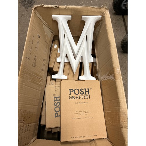 2165 - Approx. 30 Posh Graffiti letters, 23cm