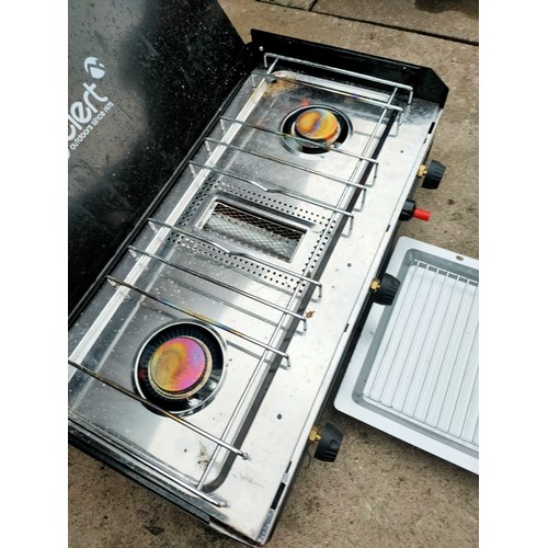 2080 - Gelert double burner with grill and griddle pan, push ignition start, hardly used with regulator and... 