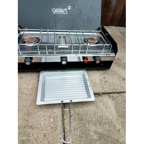 2080 - Gelert double burner with grill and griddle pan, push ignition start, hardly used with regulator and... 