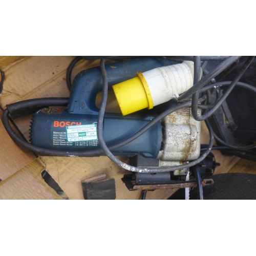 2148 - Bosch jigsaw DST-30, Black and Decker drill D140, Bosch jigsaw GST 85 PBE and two power units