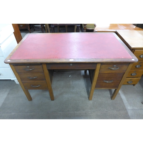 177 - An oak desk