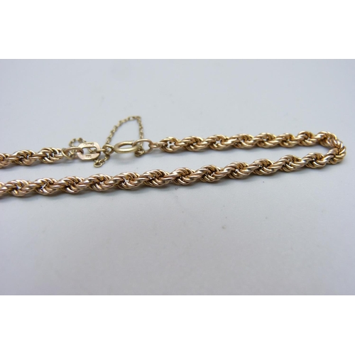 1054 - A 9ct gold bracelet, 2.6g