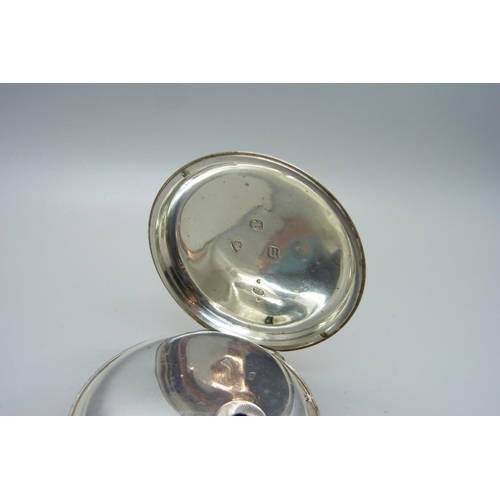 1077 - A silver pocket watch