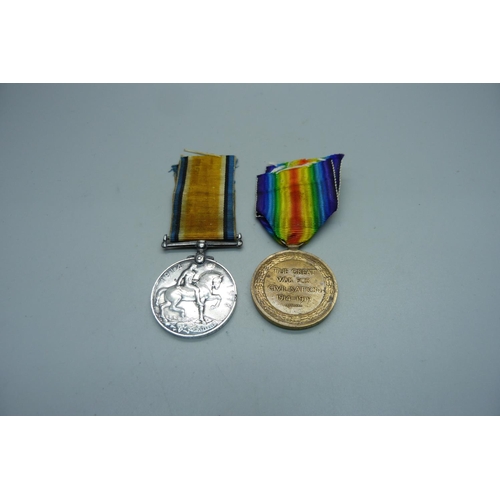 1087 - A pair of WWI medals, 2420 Pte. J. Sharrock Manch. R.