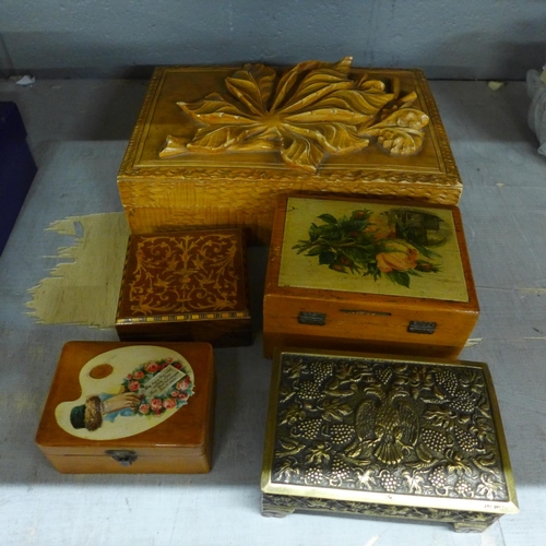 1146 - Five Victorian and Edwardian boxes  **PLEASE NOTE THIS LOT IS NOT ELIGIBLE FOR POSTING AND PACKING**