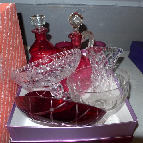 1147 - Glassware including boxed Edinburgh Crystal glasses and cranberry glass  **PLEASE NOTE THIS LOT IS N... 