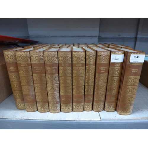 1149 - A set of 32 Charles Dickens books  **PLEASE NOTE THIS LOT IS NOT ELIGIBLE FOR POSTING AND PACKING**