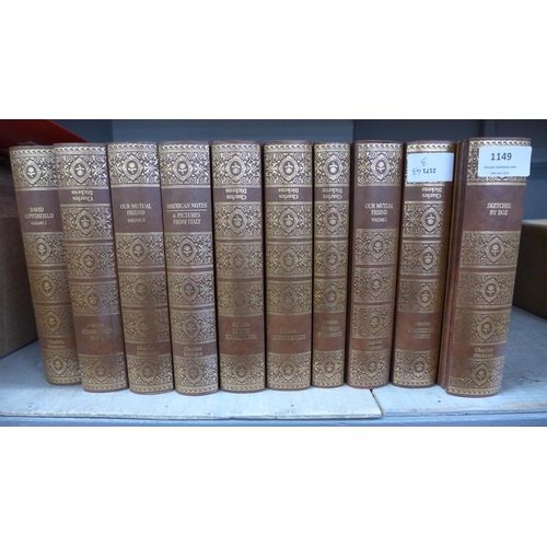 1149 - A set of 32 Charles Dickens books  **PLEASE NOTE THIS LOT IS NOT ELIGIBLE FOR POSTING AND PACKING**