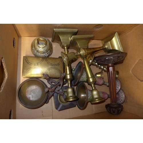 1159 - A box containing three brass candlesticks, one a/f, an Indian brass box, brass bell, wooden candlest... 