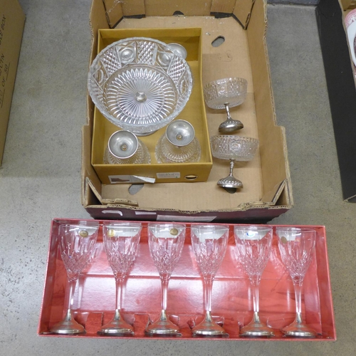 1169 - A set of six fruit bowls with a matching serving bowl and a set of six lead cut crystal glasses, box... 