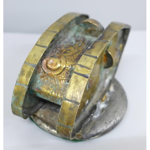 629 - A WWI trench art brass model of a tank