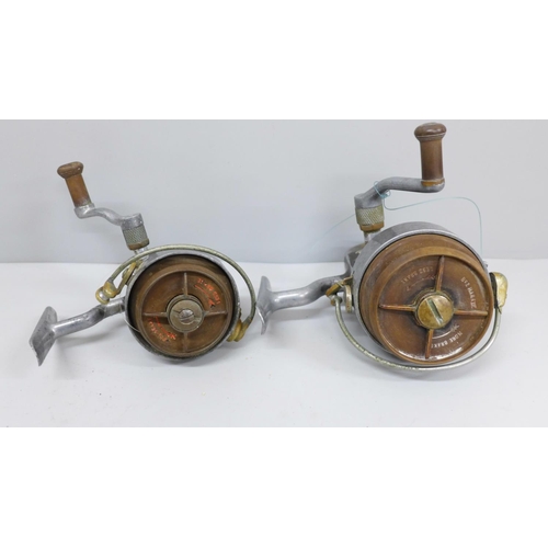 633 - Two vintage Hardy fishing reels