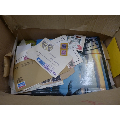 724 - Stamps:- box of stamps, covers, etc. - loose and in albums