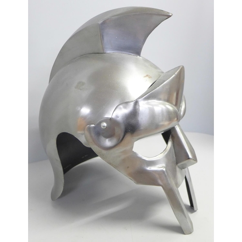 809 - A replica gladiator helmet