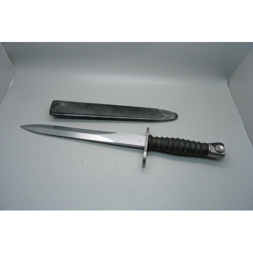 848 - A Swiss bayonet and scabbard