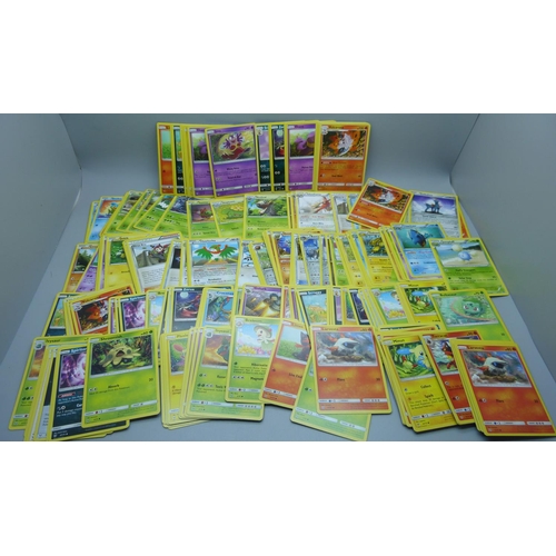 861 - 200 Pokemon cards, Steam Siege and Shining Legends set, 2016 and 2017