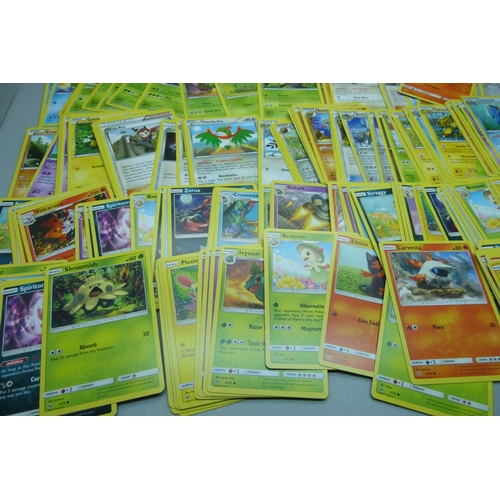 861 - 200 Pokemon cards, Steam Siege and Shining Legends set, 2016 and 2017