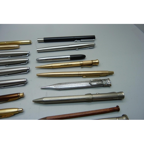 917 - Twenty pens including Mordan, two Fisher Space Pens, Parker, Cross and Conway Stewart